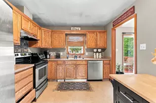 96 Mendall Rd, Acushnet, MA 02743 - Photo 13