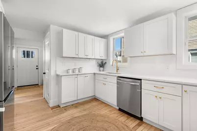 40 South Warren, Haverhill, MA 01835 - Photo 5
