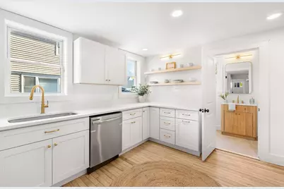 40 South Warren, Haverhill, MA 01835 - Photo 3