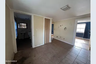 16 King Street, Pittsfield, MA 01201 - Photo 11