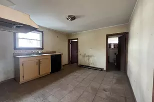 16 King St, Pittsfield, MA 01201 - Photo 5