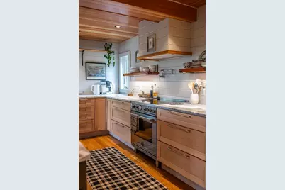 24 Uncas Rd, Gloucester, MA 01930 - Photo 9