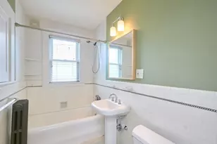 30 Edgecliff Rd, Watertown, MA 02472 - Photo 15