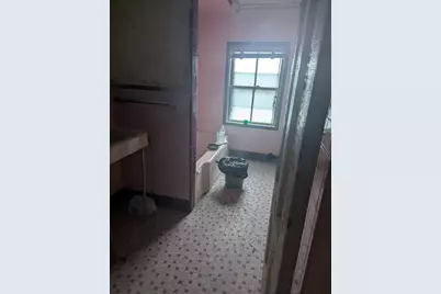 21 McLellan Street, Boston, MA 02121 - Photo 19