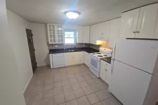 2 Bryon Rd, Newton, MA 02467 - Photo 5