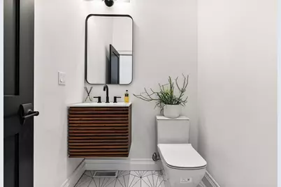 520 E Broadway, Boston, MA 02127 - Photo 25