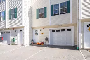 16 Clifton St, Taunton, MA 02780 - Photo 5