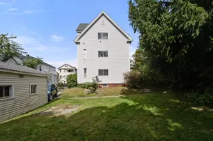 12 Greendale Ave, Worcester, MA 01606 - Photo 31