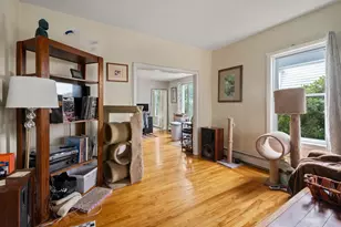 12 Greendale Ave, Worcester, MA 01606 - Photo 11