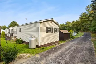 8 Narranganset Dr, Plymouth, MA 02360 - Photo 31