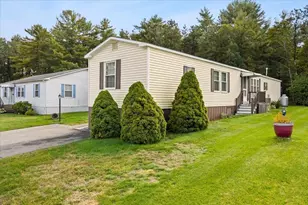 8 Narranganset Dr, Plymouth, MA 02360 - Photo 3