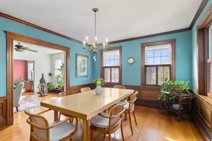 4 Alton Ct, Brookline, MA 02446 - Photo 9