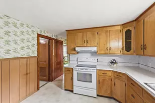 144 Beauregard Terrace, Chicopee, MA 01020 - Photo 13