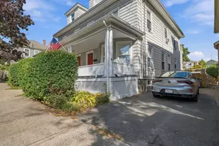 39 Linden St, Salem, MA 01970 - Photo 3