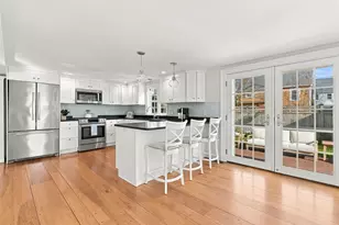 5 Salem St, Newburyport, MA 01950 - Photo 9