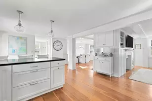5 Salem St, Newburyport, MA 01950 - Photo 11