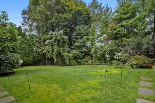 334 Hammond St, Newton, MA 02467 - Photo 35