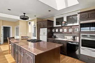 9 Lynn Shore Dr, Lynn, MA 01902 - Photo 19