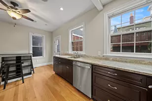 519 E 5th St, Boston, MA 02127 - Photo 37