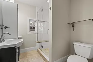 519 E 5th St, Boston, MA 02127 - Photo 19