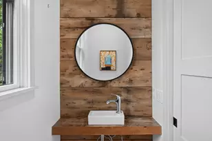 18 Winslow St, Provincetown, MA 02657 - Photo 31