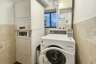 10 Roberts St, Somerville, MA 02145 - Photo 15