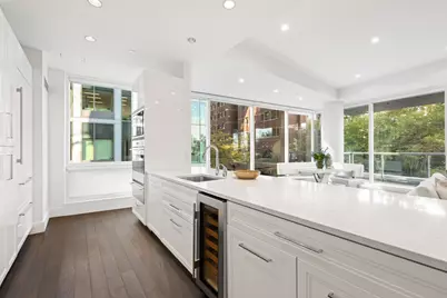 22 Liberty Dr #2M, Boston, MA 02210 - Photo 13