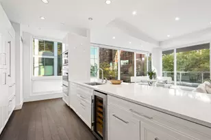 22 Liberty Dr, Boston, MA 02210 - Photo 13