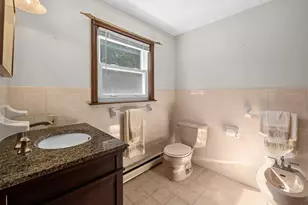 1036 Cohannet St, Taunton, MA 02780 - Photo 25