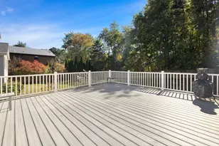 1036 Cohannet St, Taunton, MA 02780 - Photo 31