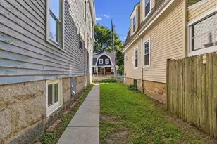 45 Pierce St, New Bedford, MA 02740 - Photo 5