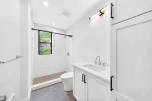 34 A Park St, Brookline, MA 02446 - Photo 7