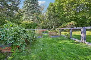 2 Stone Meadow Farm Dr, Shrewsbury, MA 01545 - Photo 35