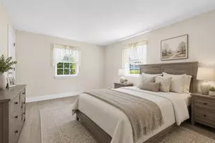 15 Frank St, Dracut, MA 01826 - Photo 7