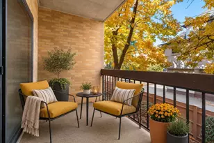 41 Centre St, Brookline, MA 02446 - Photo 5