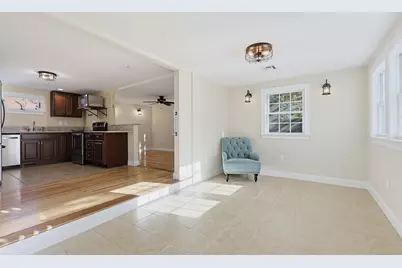 116 Lakeshore Dr, Blackstone, MA 01504 - Photo 5