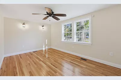 116 Lakeshore Dr, Blackstone, MA 01504 - Photo 13