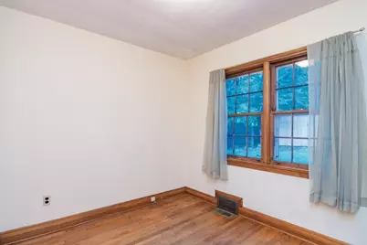 19 Moorland St, Amherst, MA 01002 - Photo 27