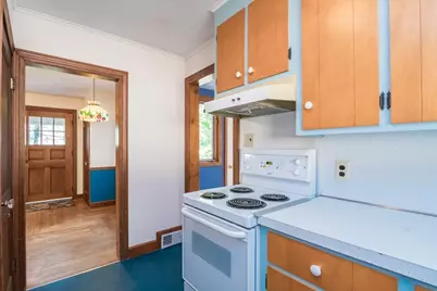 19 Moorland St, Amherst, MA 01002 - Photo 13