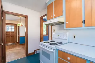 19 Moorland St, Amherst, MA 01002 - Photo 13