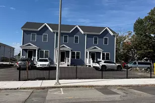 364 High St, Fall River, MA 02720 - Photo 1