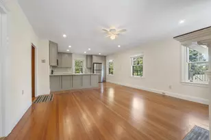 56 Vinton St, Melrose, MA 02176 - Photo 9