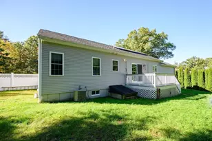 1677 Plymouth St, Bridgewater, MA 02324 - Photo 25