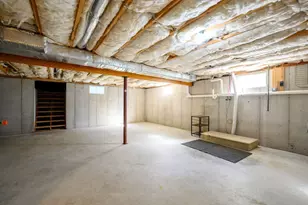 1677 Plymouth St, Bridgewater, MA 02324 - Photo 23