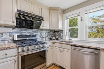 1145 Boylston St #3, Newton, MA 02464 - Photo 23
