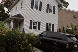 8 Curve St, Newton, MA 02465 - Photo 15