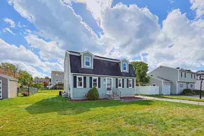 26 Crestwood Cir, Lawrence, MA 01843 - Photo 5