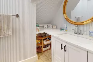 1 Creek Square, Boston, MA 02108 - Photo 17