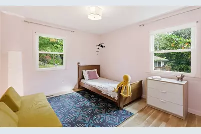 36 Valley View Dr, Amherst, MA 01002 - Photo 17