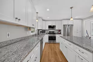 271 Burlington Ave, Wilmington, MA 01887 - Photo 5